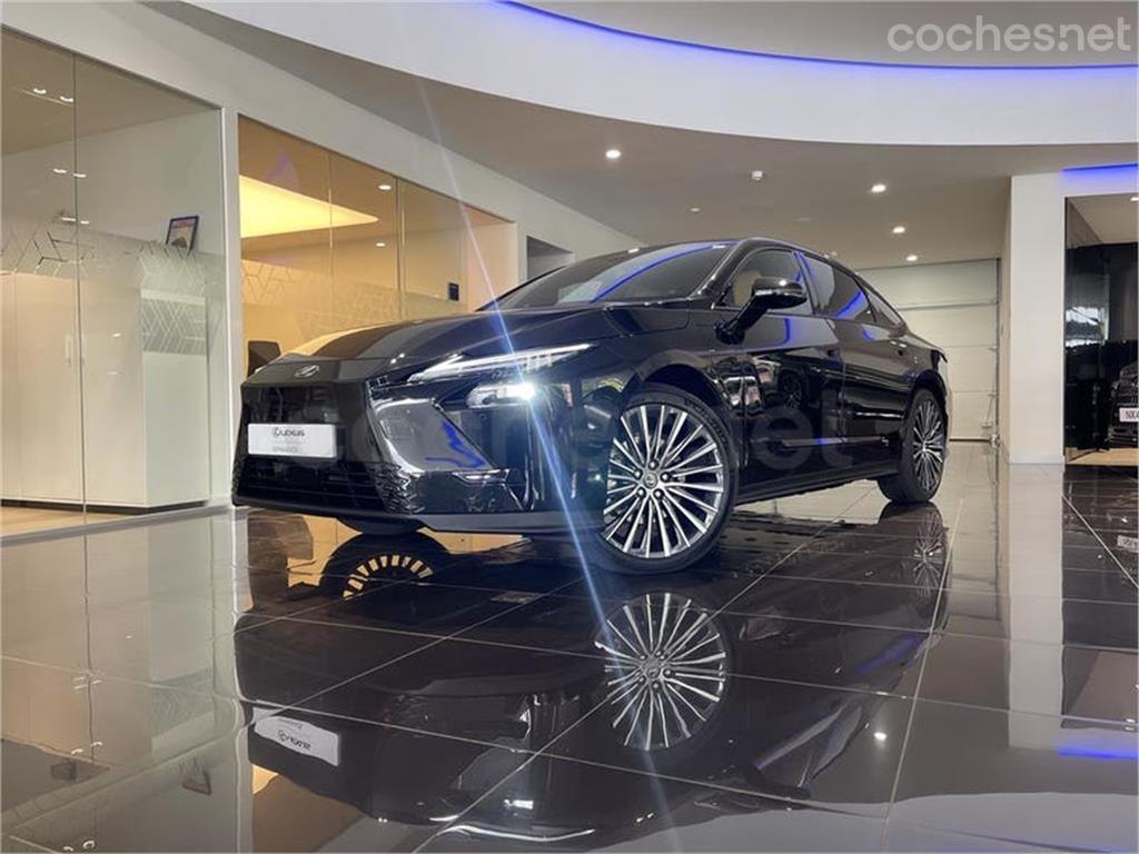 Lexus ES híbrido de 2023