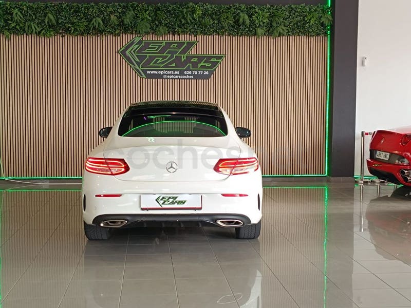 MERCEDES-BENZ Clase C C 200 Coupe - Coche de segunda mano en Fuenlabrada - Imagen 11
