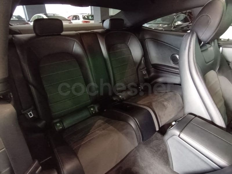 MERCEDES-BENZ Clase C C 200 Coupe - Coche de segunda mano en Fuenlabrada - Imagen 10