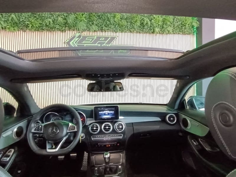MERCEDES-BENZ Clase C C 200 Coupe - Coche de segunda mano en Fuenlabrada - Imagen 5