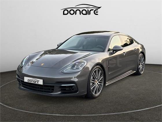 PORSCHE Panamera 4 EHybrid