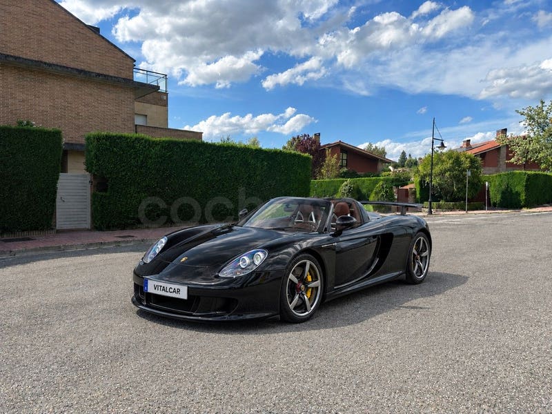 PORSCHE Carrera GT