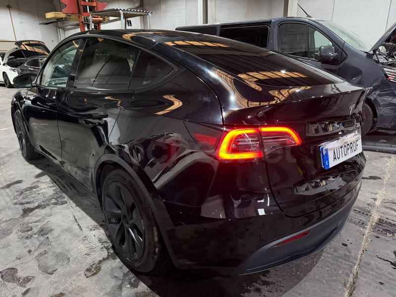 TESLA Model Y Gran Autonomia Traccion Trasera RWD