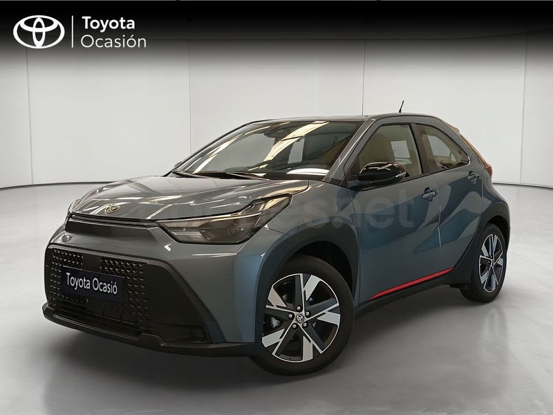 TOYOTA Aygo X Cross Hybrid MC26 1.5 Play