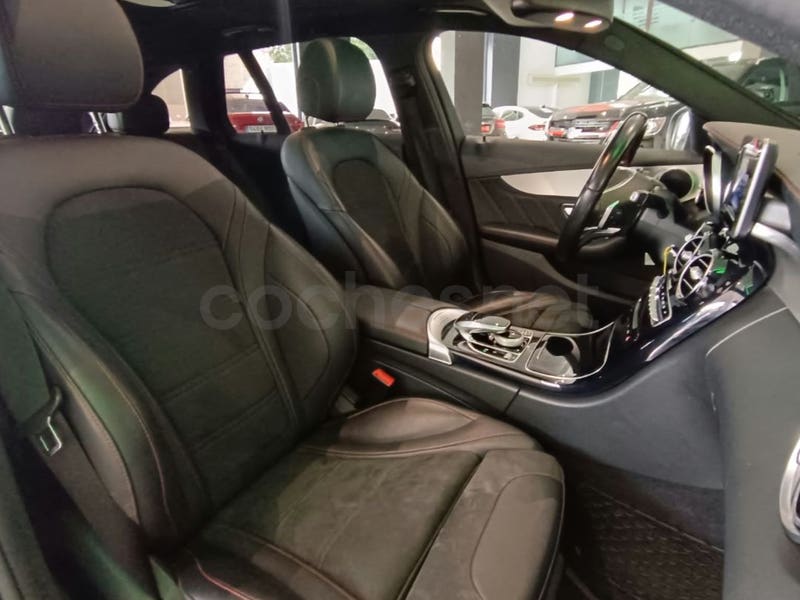 MERCEDES-BENZ Clase C MercedesAMG C 43 4MATIC - Coche de segunda mano en Fuenlabrada - Imagen 8