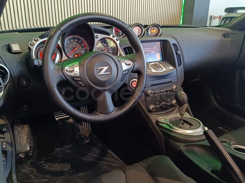 NISSAN 370Z 3.7G Roadster GT - Coche de segunda mano en Fuenlabrada - Imagen 7