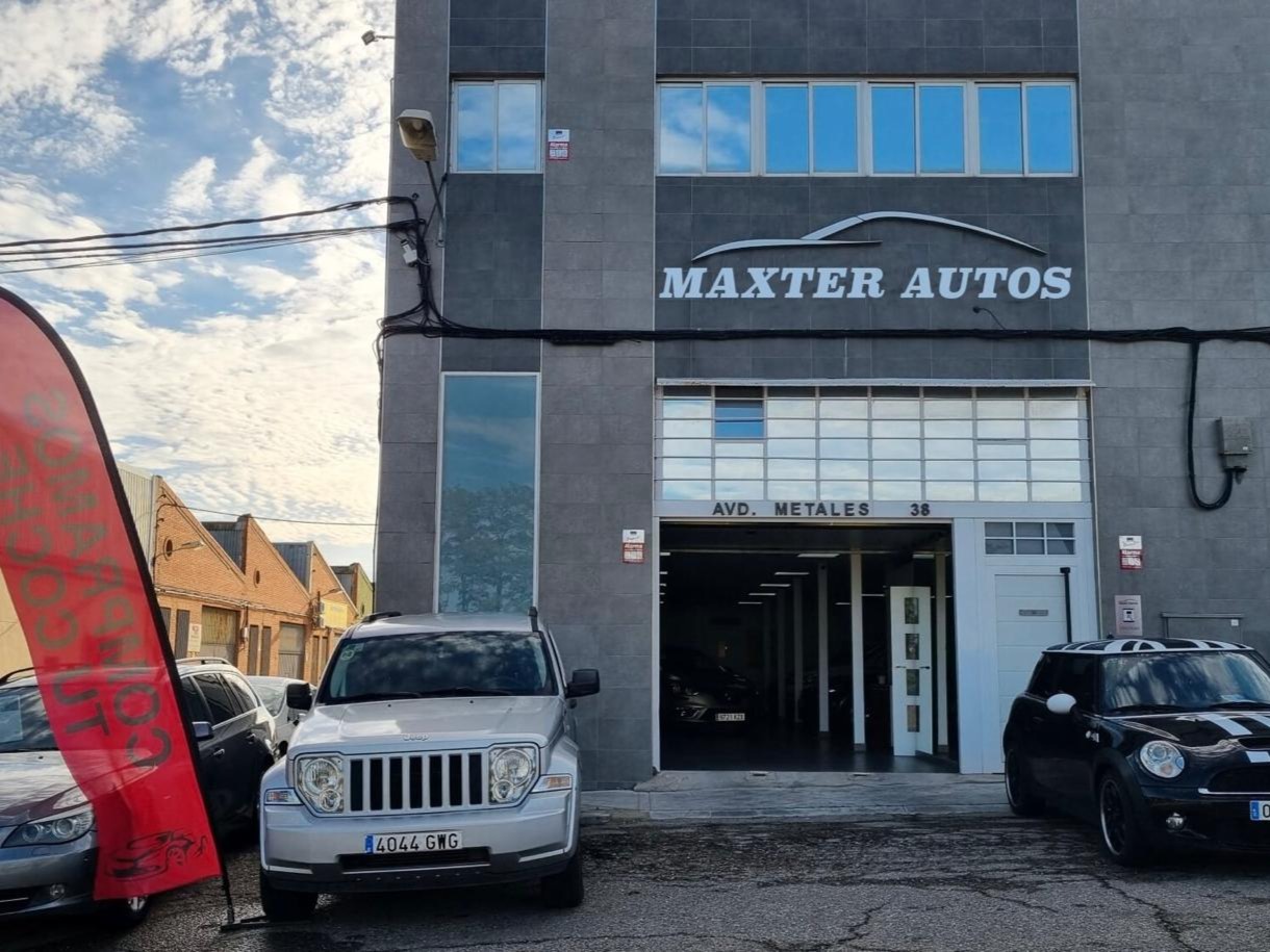 logo de MAXTER AUTOS