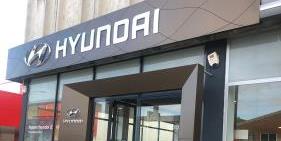 logo de Hyundai Ceverauto