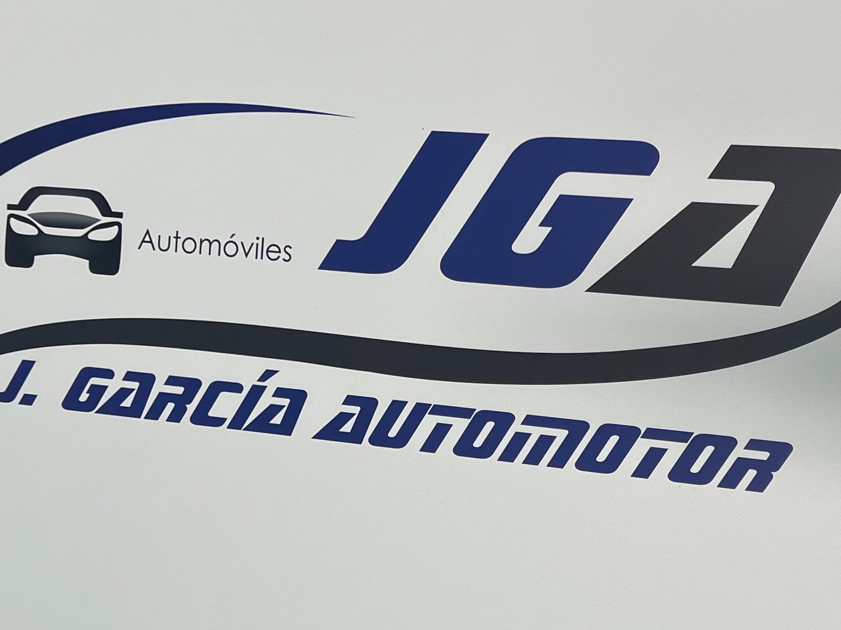 logo de J Garcia Automotor