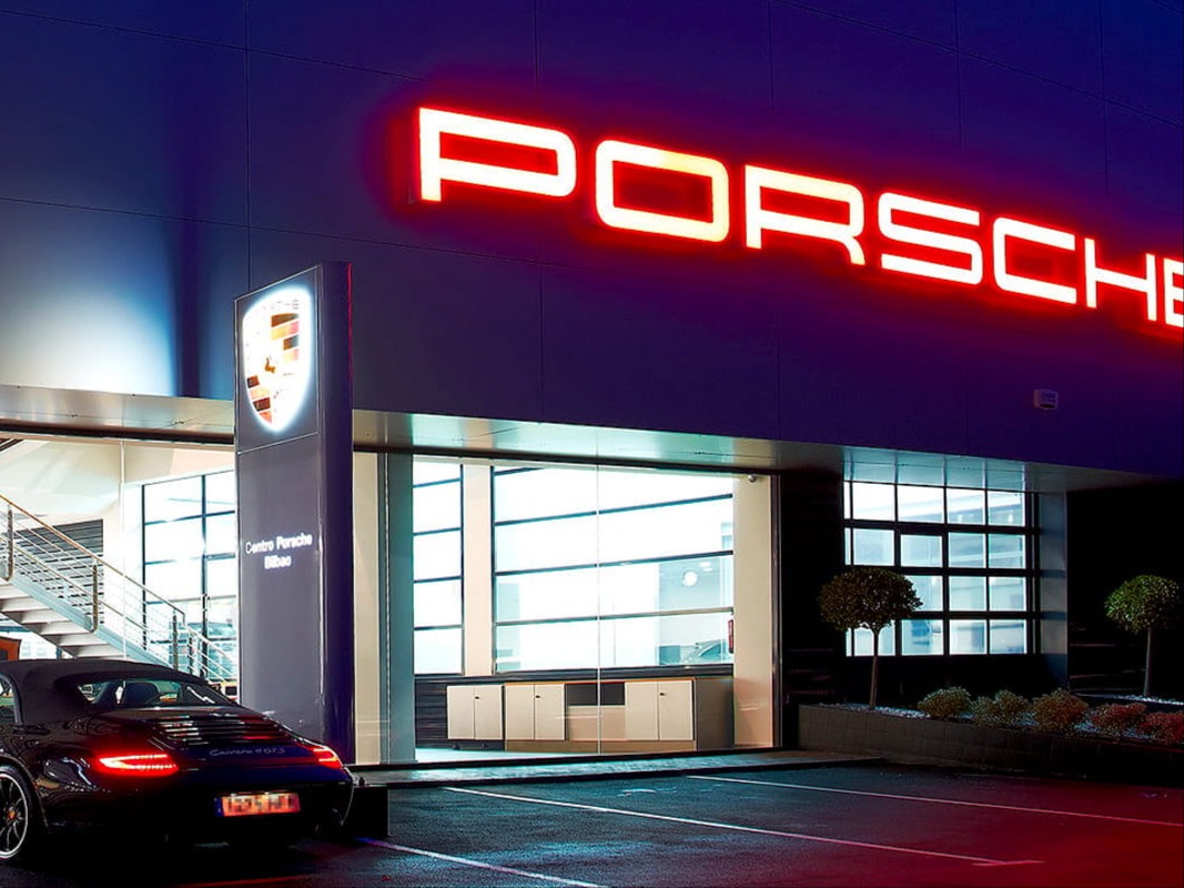 logo de Hanstein Centro Porsche